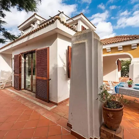 Detached With Garden In Stintino